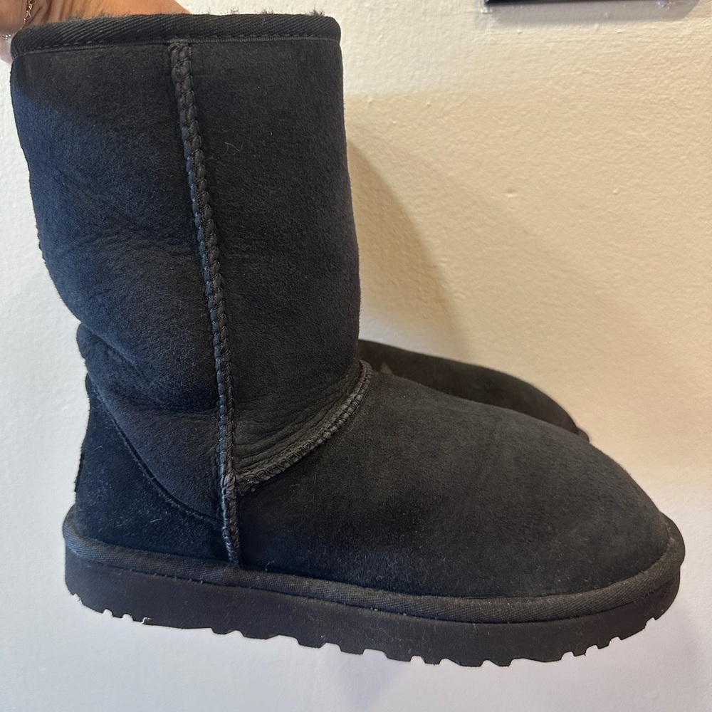 Ugg Classic Short II - Black
